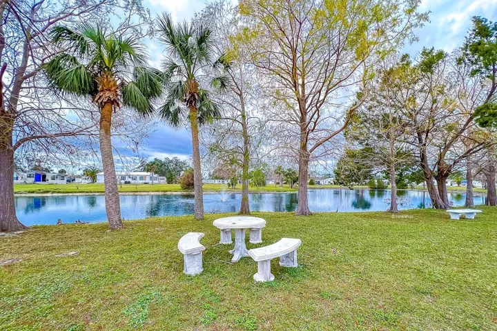 Sit & Relax near the Lake