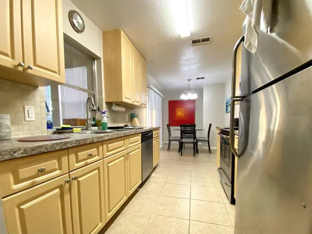 Kitchen/Dining