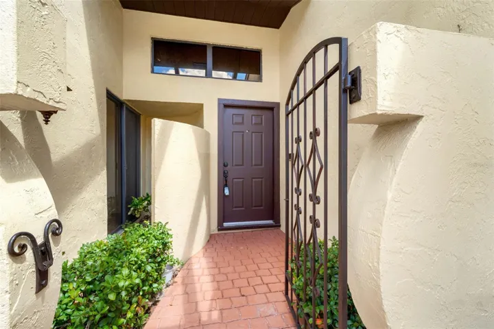 Private Front Courtyard