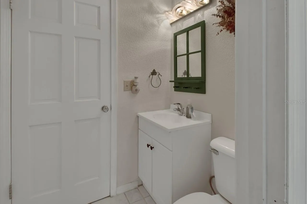 down stairs 1/2 bath