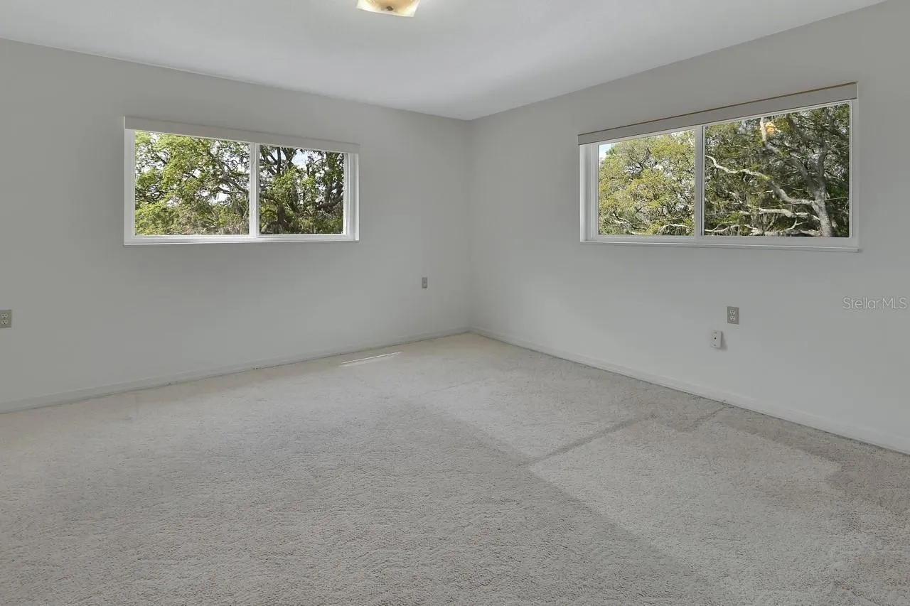2nd floor bedroom