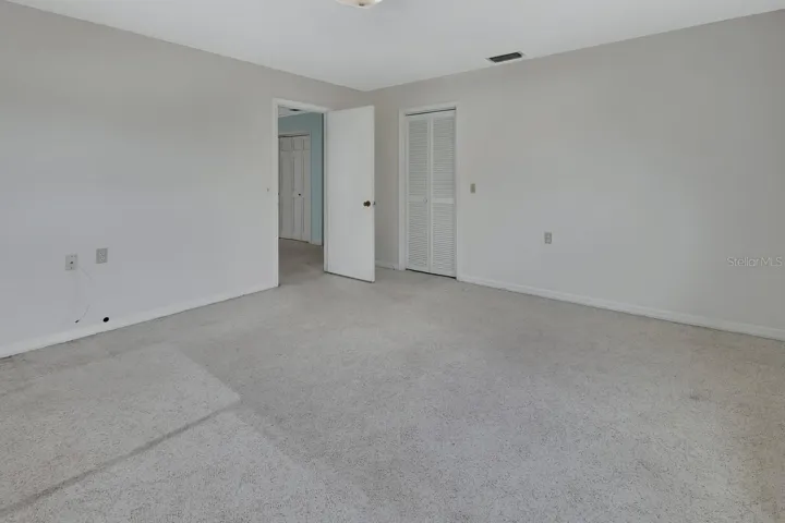 2nd floor bedroom