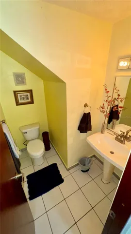First floor 1/2 Bath