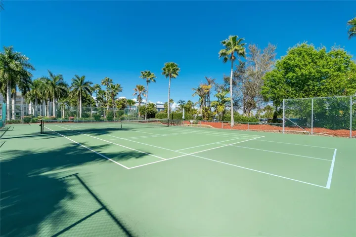 Tennis & Pickle Ball