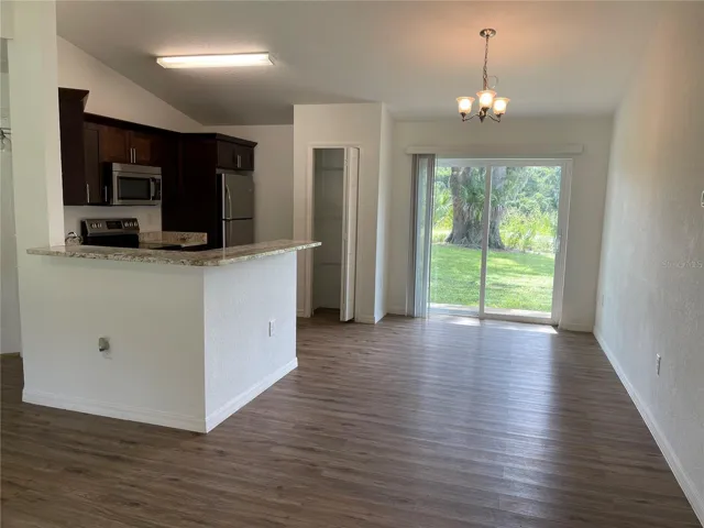 Kitchen/Dining Area