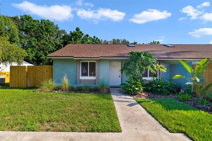 This 3BD/2BA half duplex was COMPLETELY RENOVATED IN 2023 to include a NEW ROOF, NEW A/C, NEW LIGHT FIXTURES & FANS, INTERIOR PAINT, BOTH BATHROOMS & THE KITCHEN UPDATED, NEW FLOORING & BASEBOARDS, fresh LANDSCAPING, the SCREENED LANAI and FENCED IN BACKYARD!
