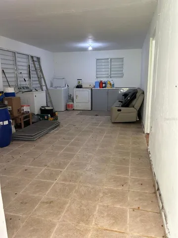 1st Unit Laundry
