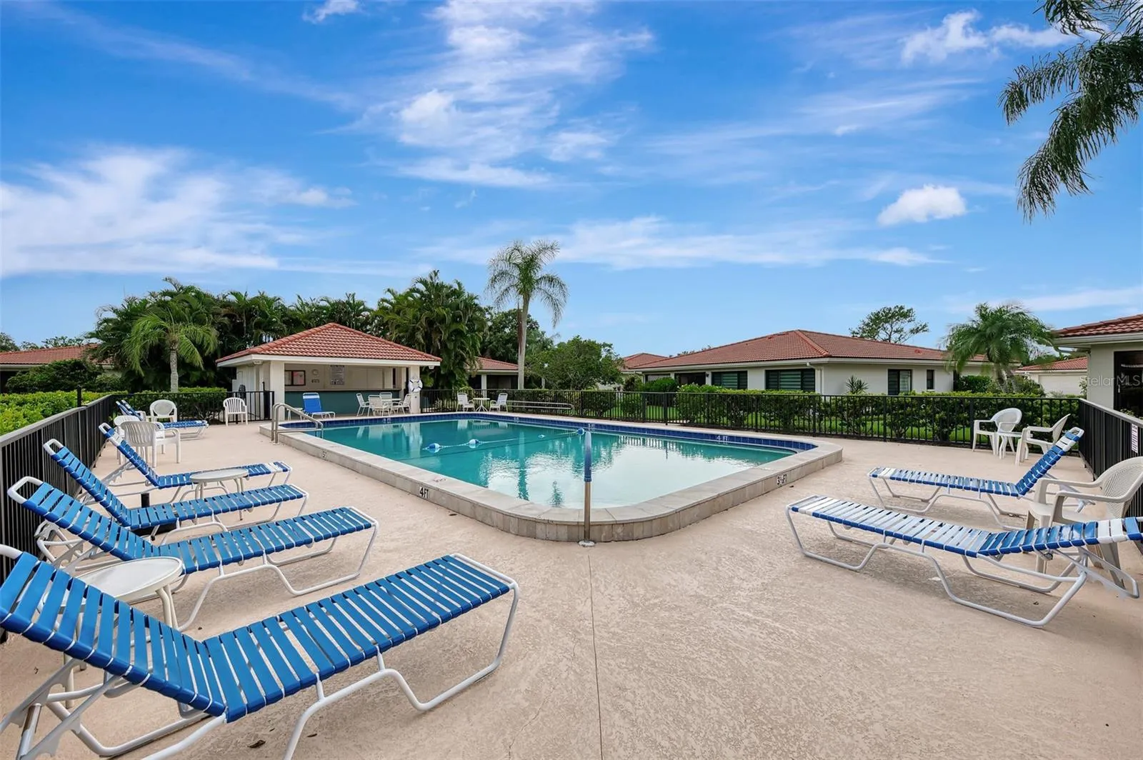 Community Pool - Best Privacy in Vivianda5301 Greencroft Dr, Sarasota FL 34238
