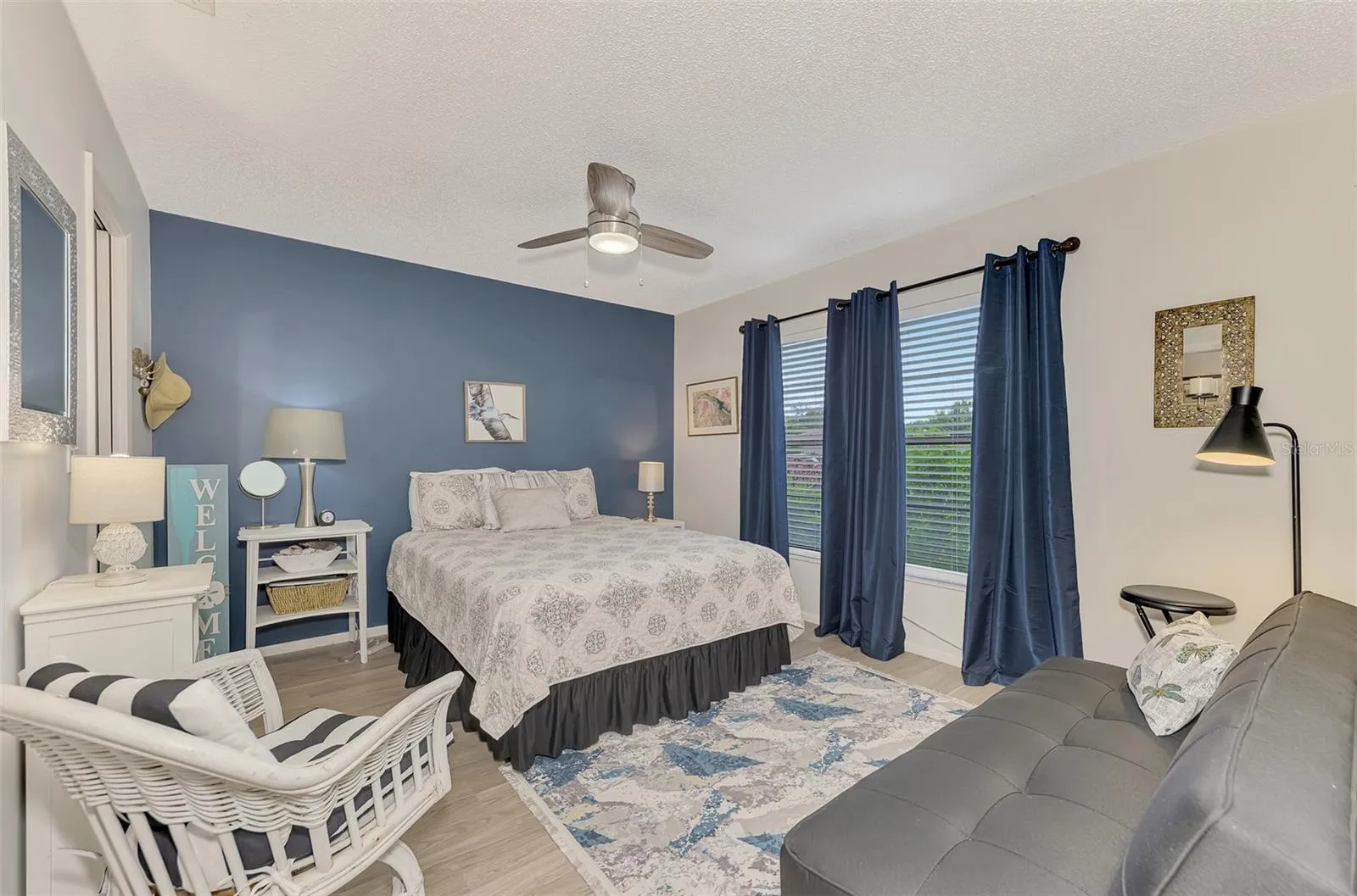STAND ALONE VILLA  - Guest Bedroom  Best Privacy in Vivianda5301 Greencroft Dr, Sarasota FL 34238