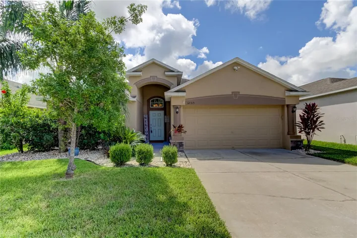 Welcome HOME - fresh exterior paint