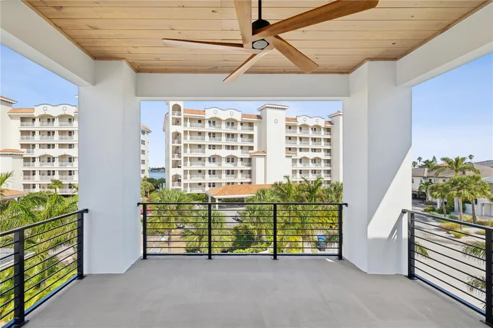 Superior patio space
