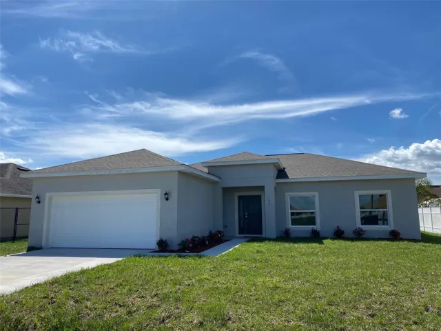 Single family  4 beds, 2 baths.