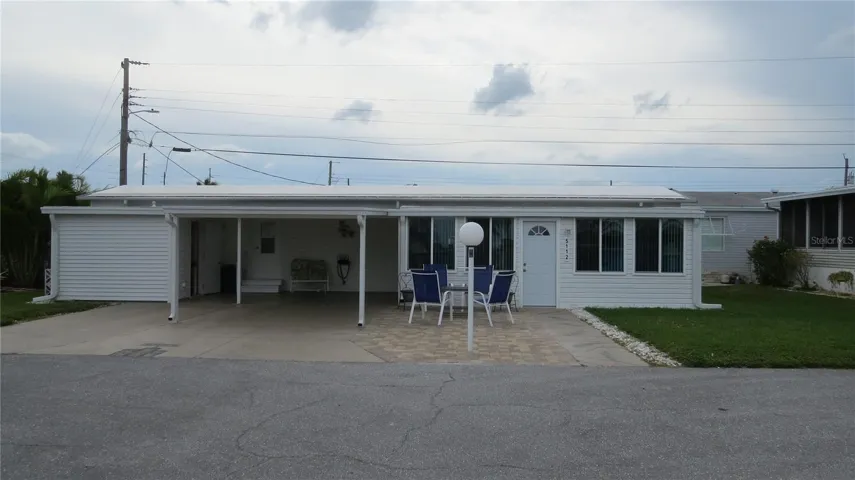 Front/North Exposure