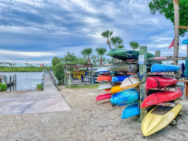 Private boat launch and Kayak storage for Bouchelle