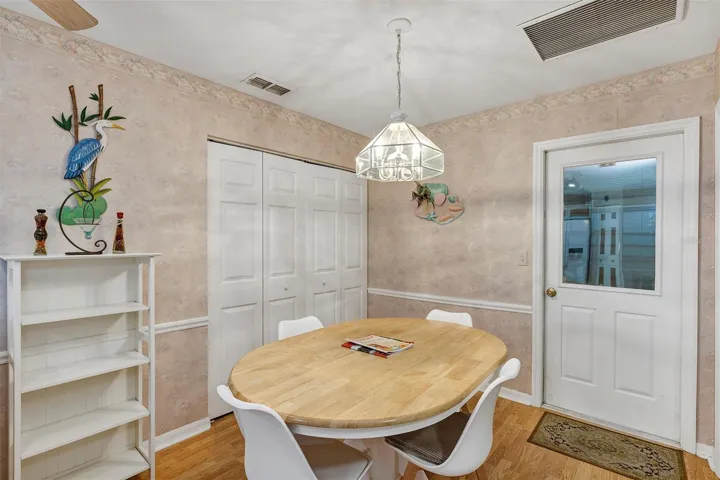 Separate eating area