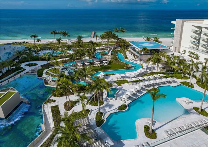 St. Regis Pools, Winding River, & Lagoon