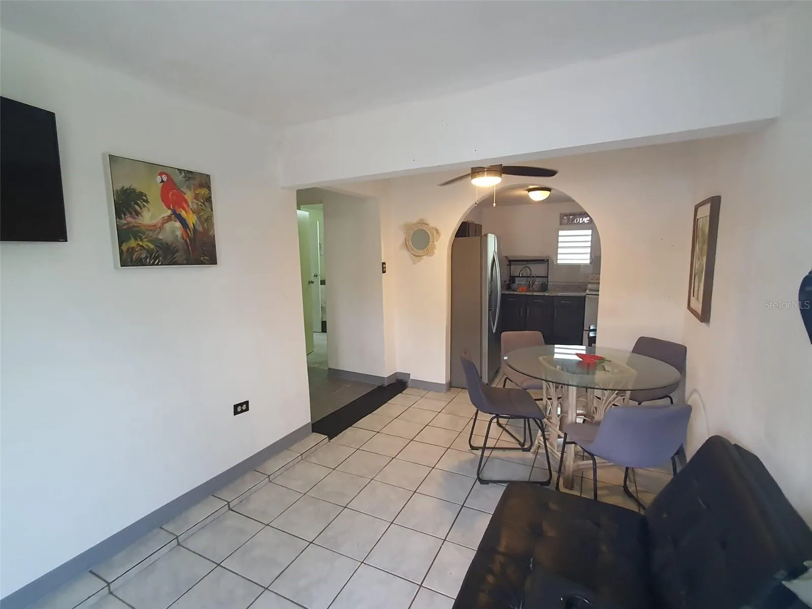 Grande Living, Dining, Kitchen
