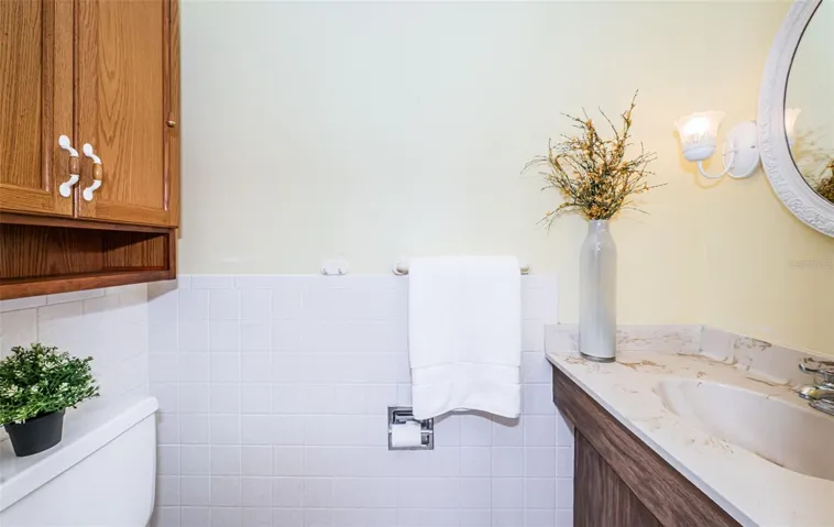 primary bedroom half bath