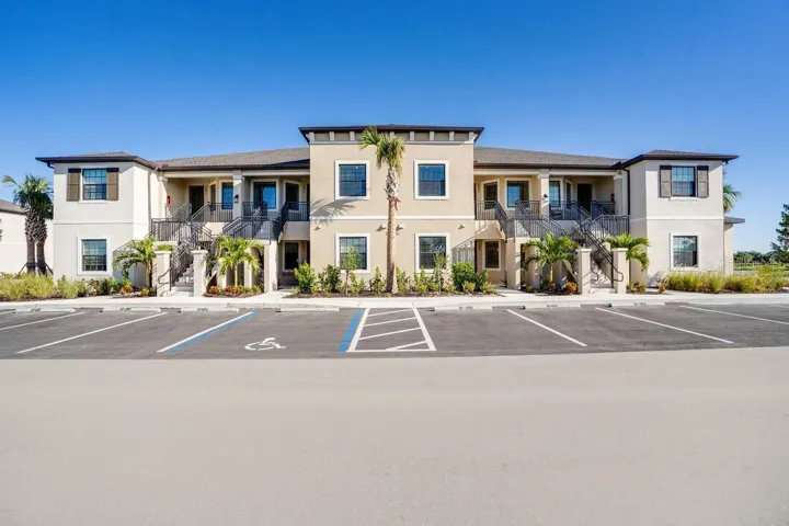 23445 Collina Way Unit 202 ~ Ready Now