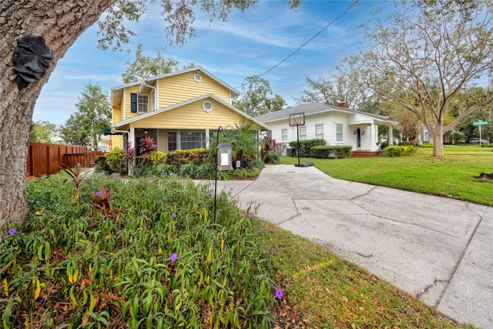 Welcome to San Carlos in the heart of Palma Ceia of south Tampa!