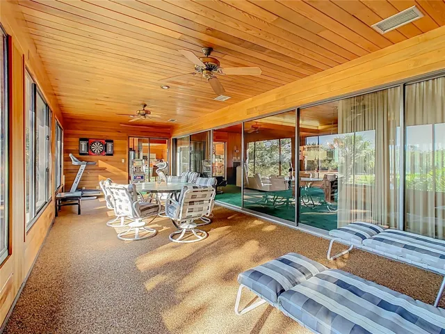 FLORIDA ROOM