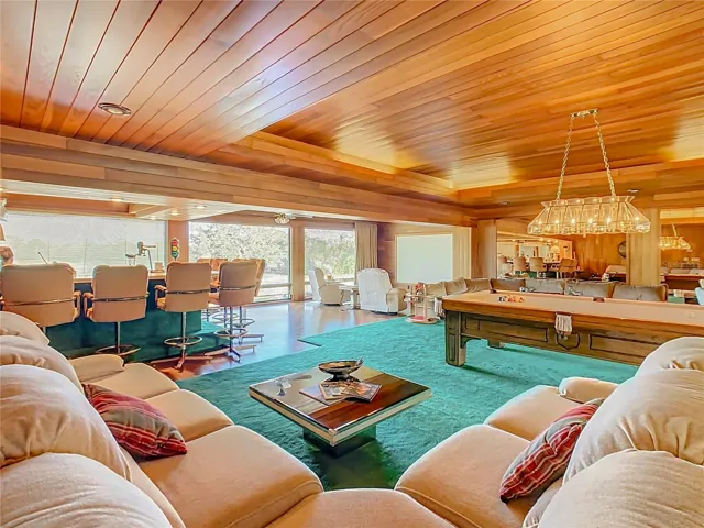 POOL TABLE IN GREAT ROOM