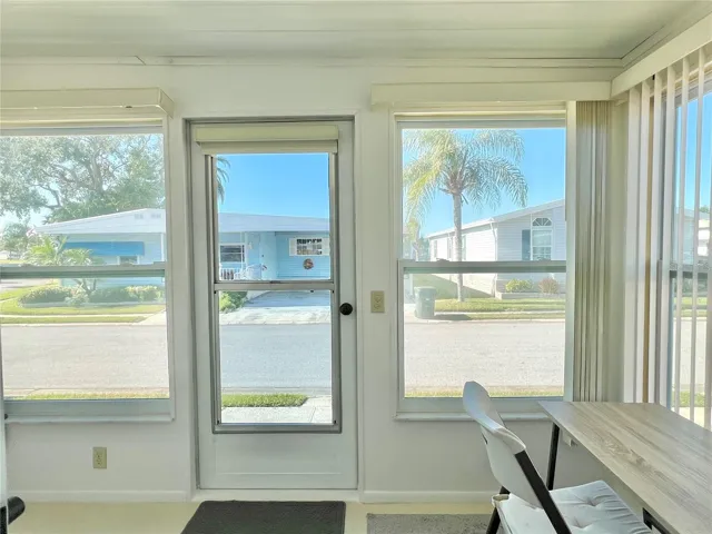 Front Florida room