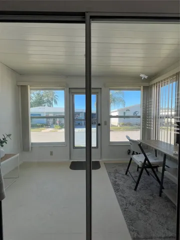 Front Florida room