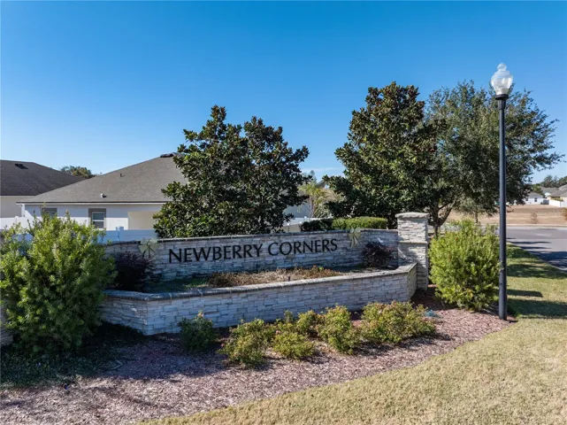 Neighborhood Entry