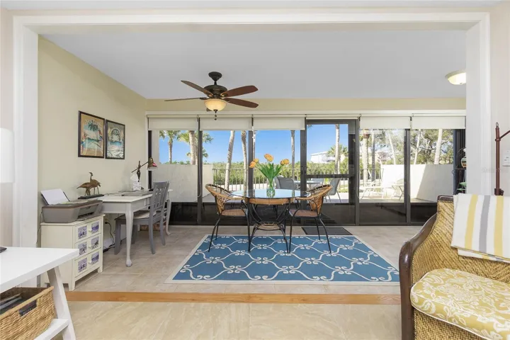 19' Florida Room