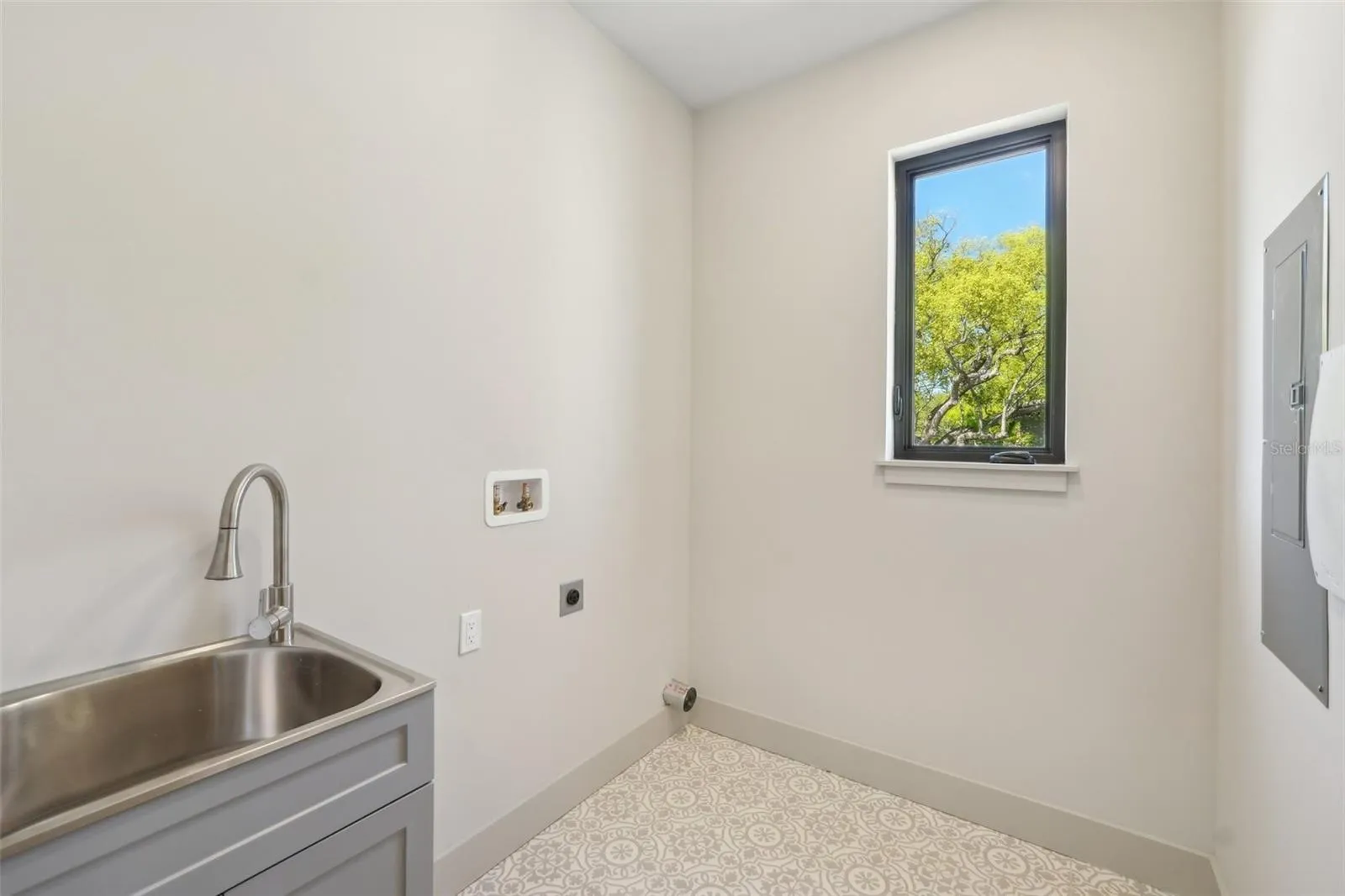 1412 S Moody Ave #a, Tampa, Florida 33629, 4 Bedrooms Bedrooms, ,5 BathroomsBathrooms,Residential,For Sale,MOODY,TB8330176