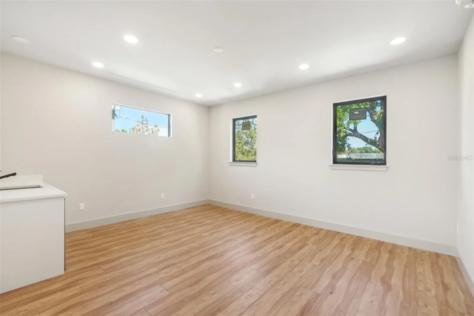 1412 S Moody Ave #a, Tampa, Florida 33629, 4 Bedrooms Bedrooms, ,5 BathroomsBathrooms,Residential,For Sale,MOODY,TB8330176
