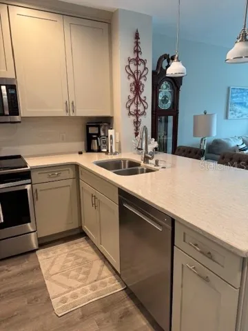 Open kitchen bar