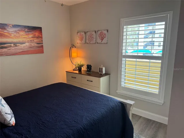 2nd Queen bedroom