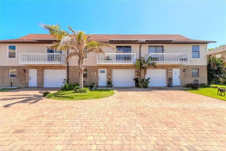 This house comes with a REDUCED RATE as low as 5.625% (APR 6.083%) as of 08/01/2025 through List & Lock™. This is a seller paid rate-buydown that reduces the buyer’s interest rate and monthly payment. Terms apply.