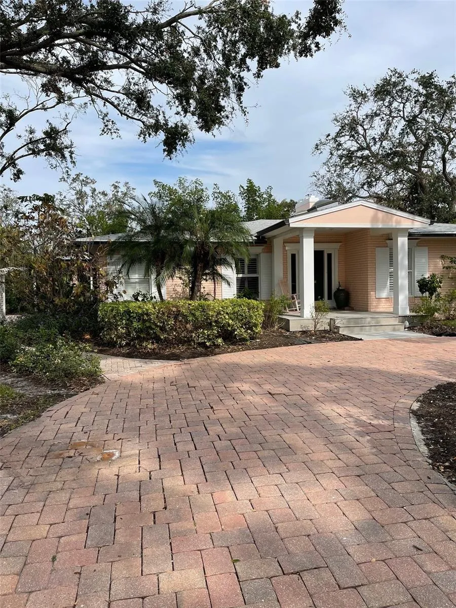 200 Carmona Way Ne, Saint Petersburg, Florida 33704, ,Land,For Sale,CARMONA,TB8331802
