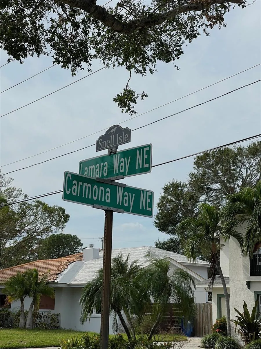 200 Carmona Way Ne, Saint Petersburg, Florida 33704, ,Land,For Sale,CARMONA,TB8331802