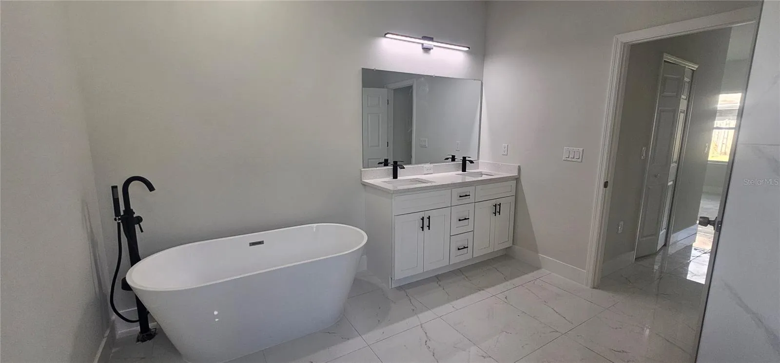 605 Raven Ct, Kissimmee, Florida 34759, 4 Bedrooms Bedrooms, ,2 BathroomsBathrooms,Residential,For Sale,RAVEN,S5117379