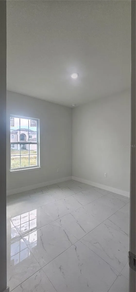 605 Raven Ct, Kissimmee, Florida 34759, 4 Bedrooms Bedrooms, ,2 BathroomsBathrooms,Residential,For Sale,RAVEN,S5117379