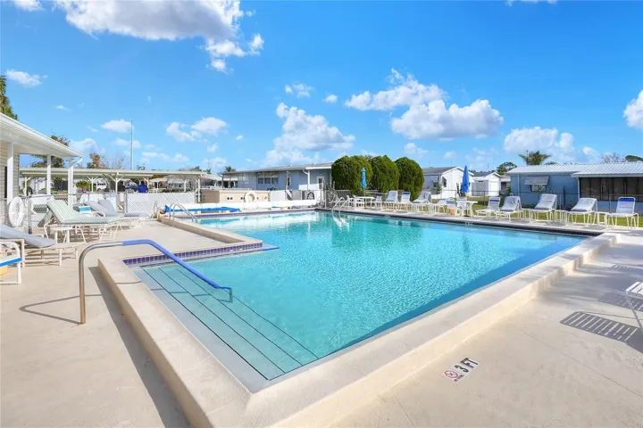 Clubhouse Heated Pool