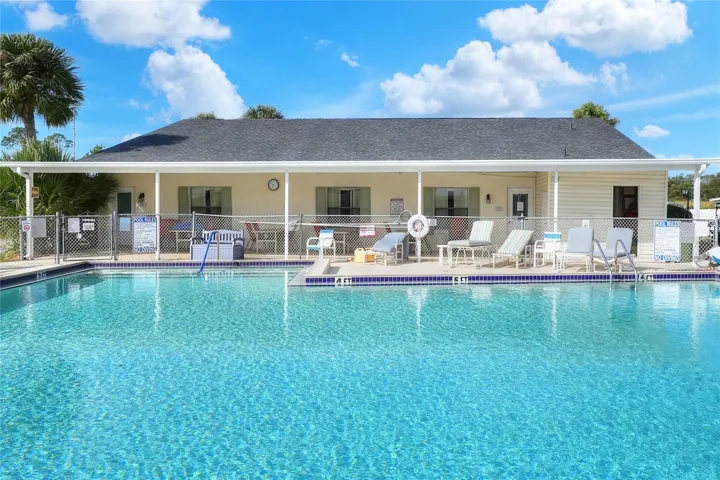 Clubhouse Heated Pool