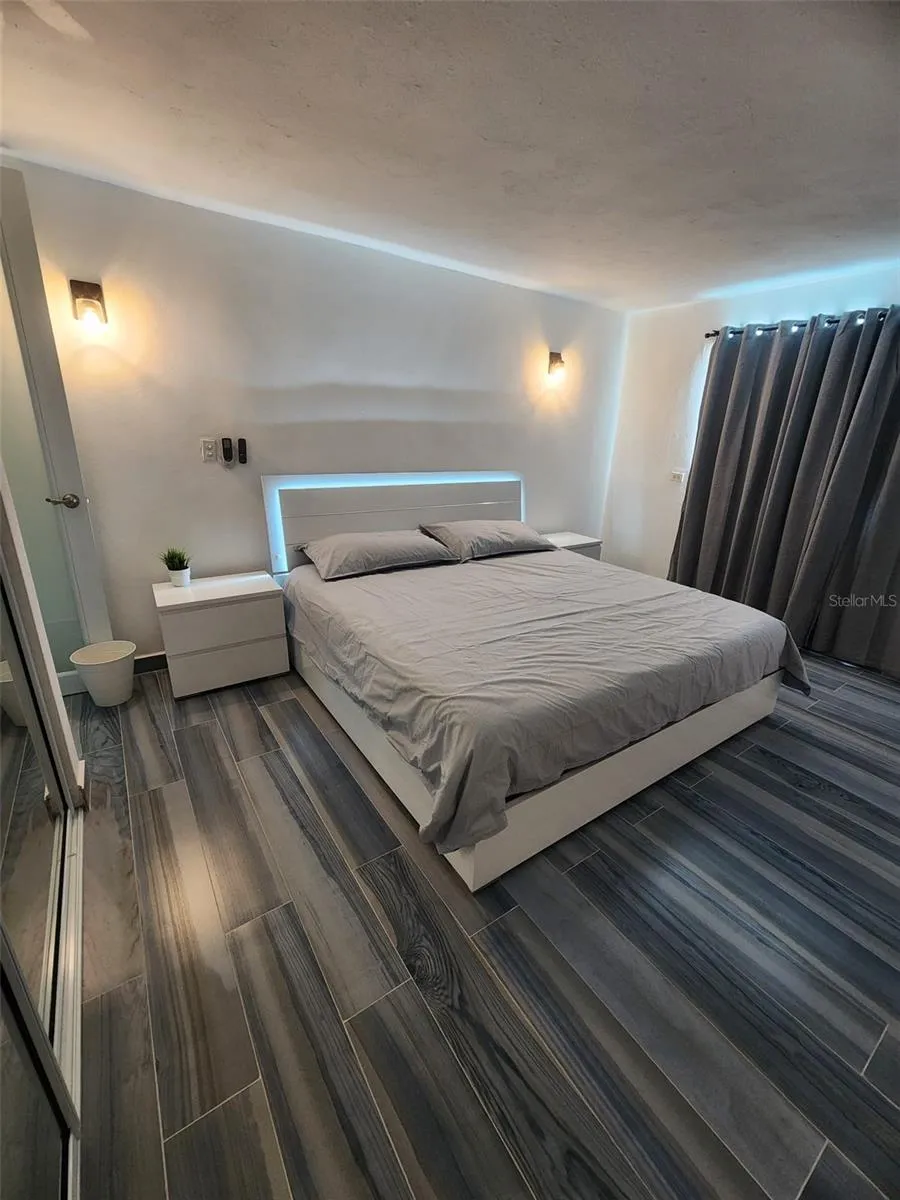 Main House Room 1