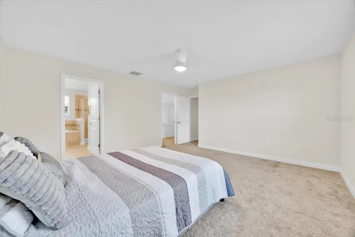 Masterbedroom-2nd Floor