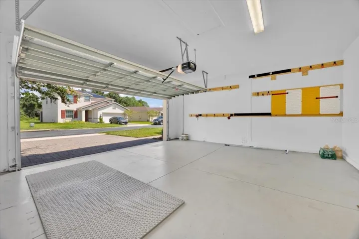 2-Car Garage