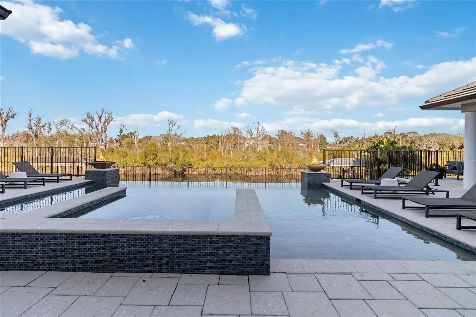 6025 Lady Bet Dr, Orlando, Florida 32819, 4 Bedrooms Bedrooms, ,5 BathroomsBathrooms,Residential,For Sale,LADY BET,O6268221