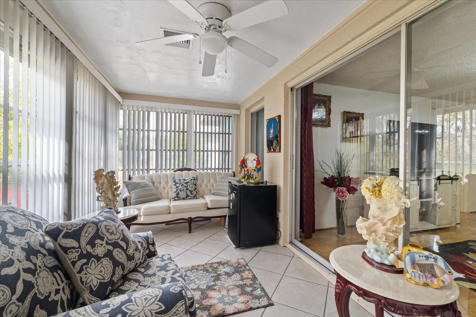 climate controlled lanai