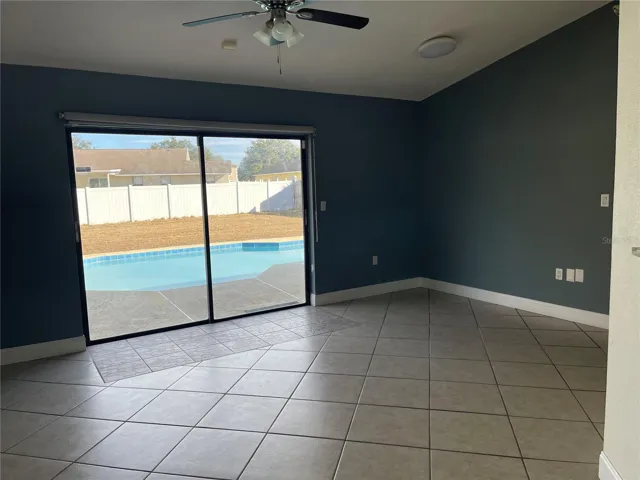 LIVING AND DINNING ROOM