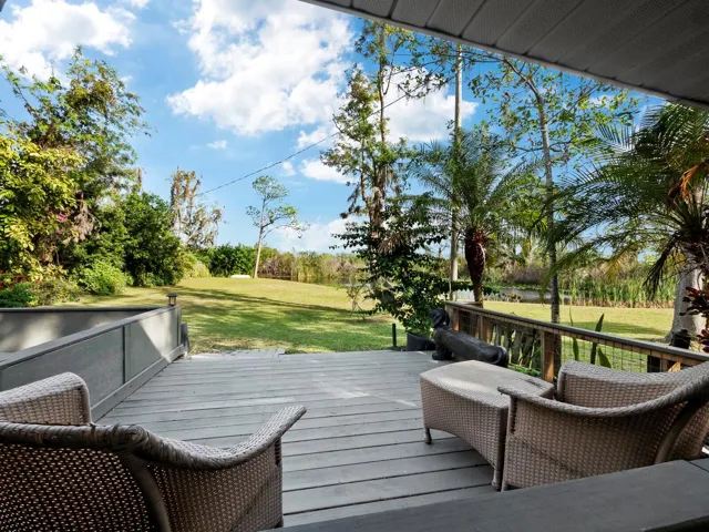 Covered porch & deck with panoramic views