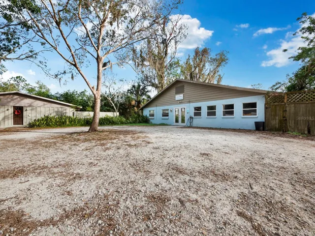Updated kennel building features block construction and newer roof & windows