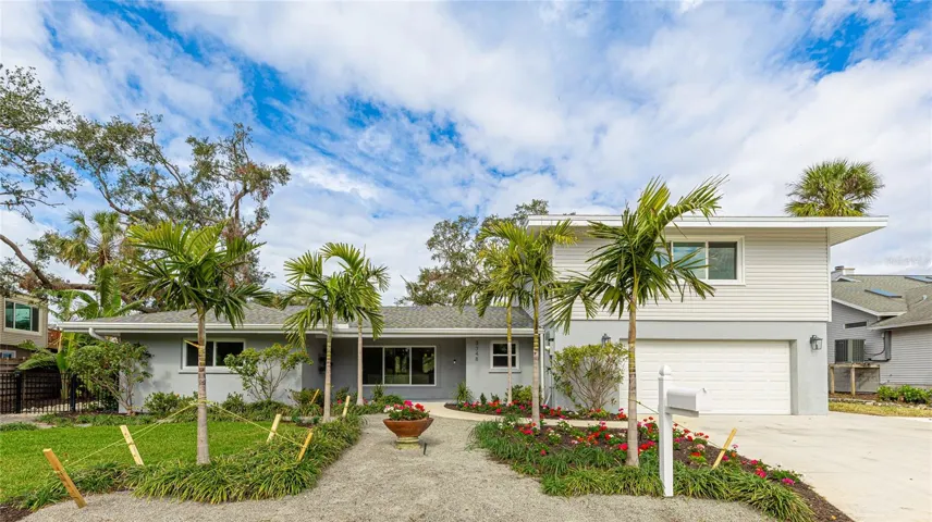 3348 S Seclusion